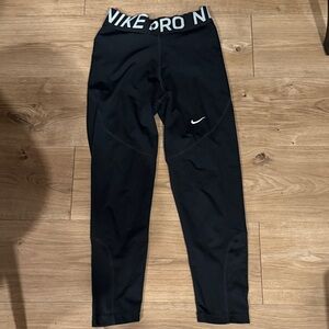 Nike Pro women’s  Black Leggings